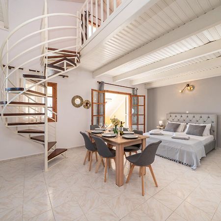 Southbank Seafront Apartments Katelios Ngoại thất bức ảnh