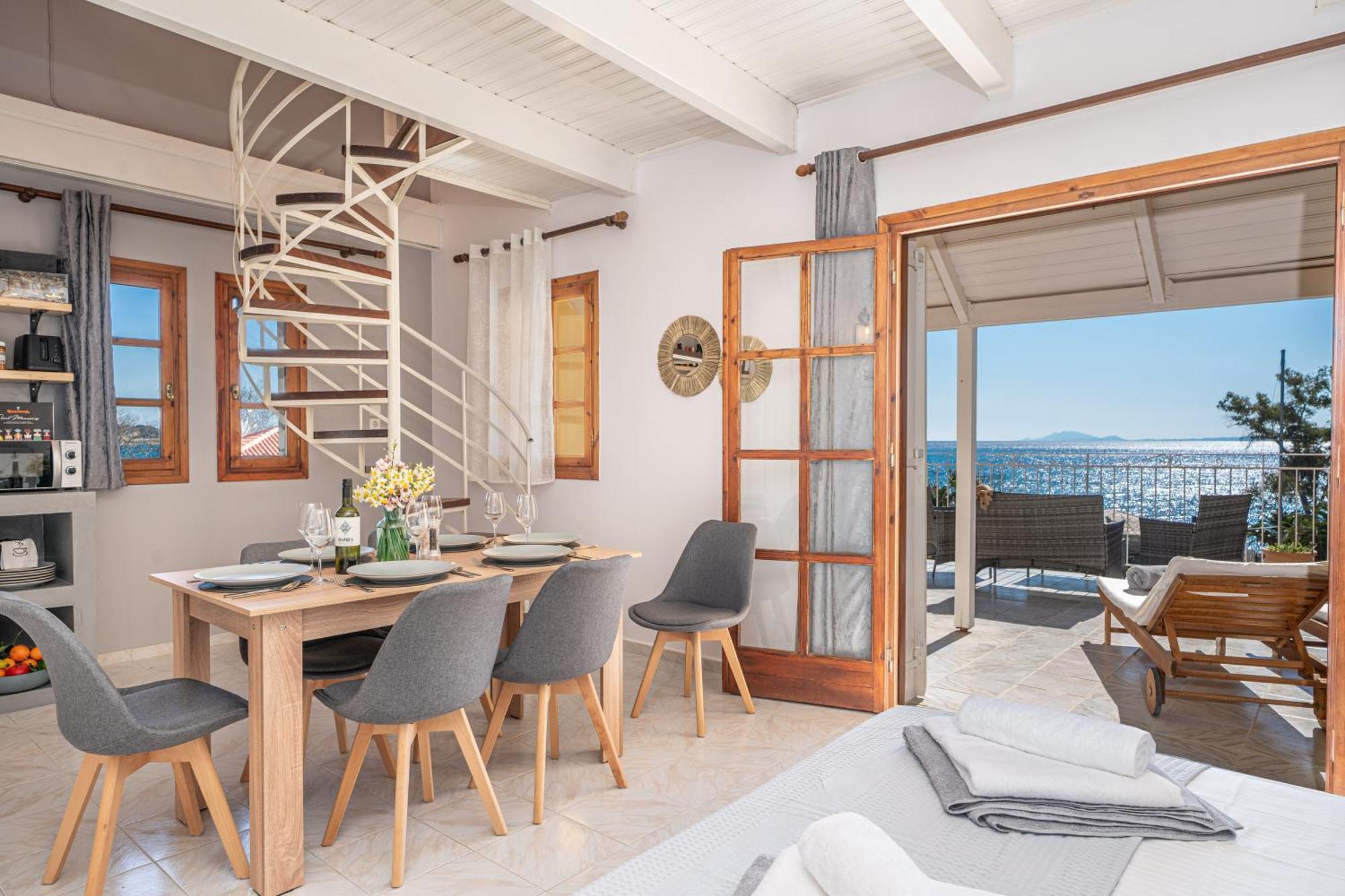 Southbank Seafront Apartments Katelios Ngoại thất bức ảnh