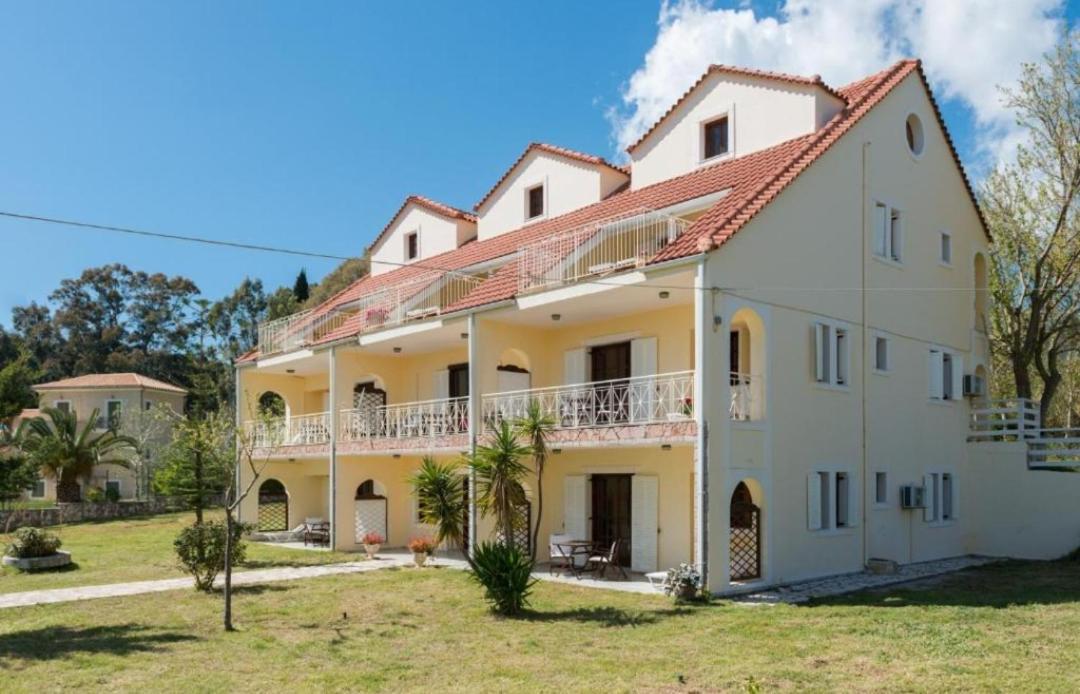 Southbank Seafront Apartments Katelios Ngoại thất bức ảnh