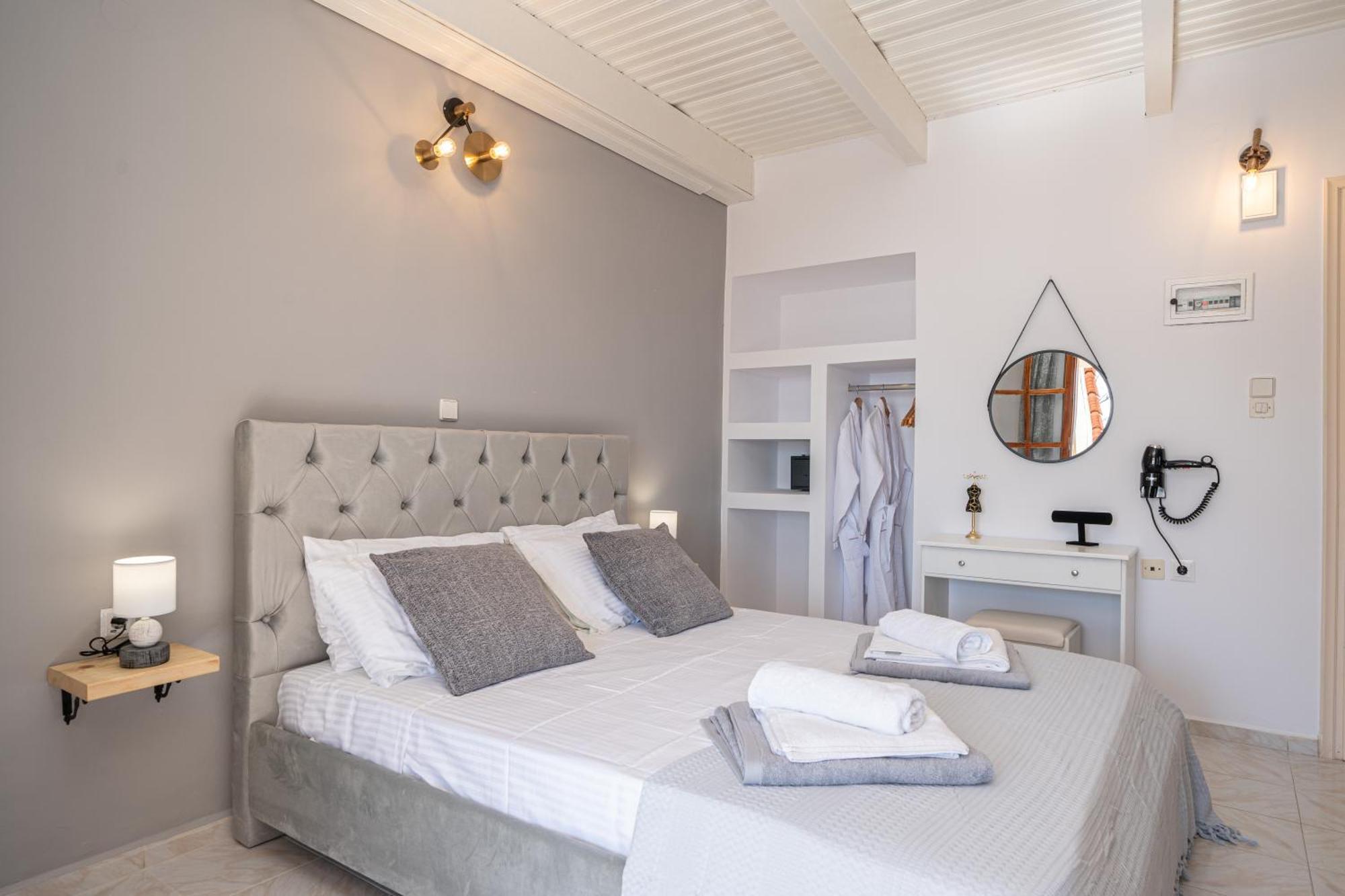 Southbank Seafront Apartments Katelios Ngoại thất bức ảnh
