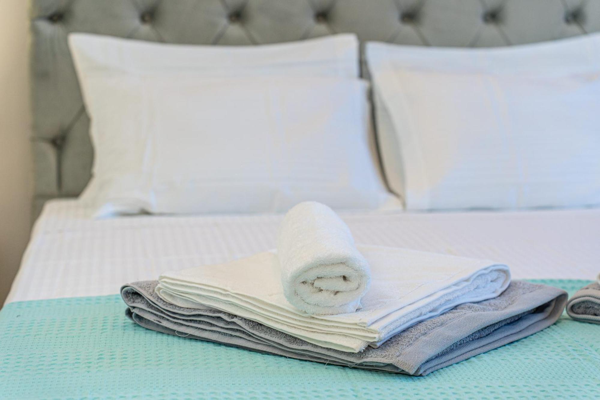 Southbank Seafront Apartments Katelios Ngoại thất bức ảnh