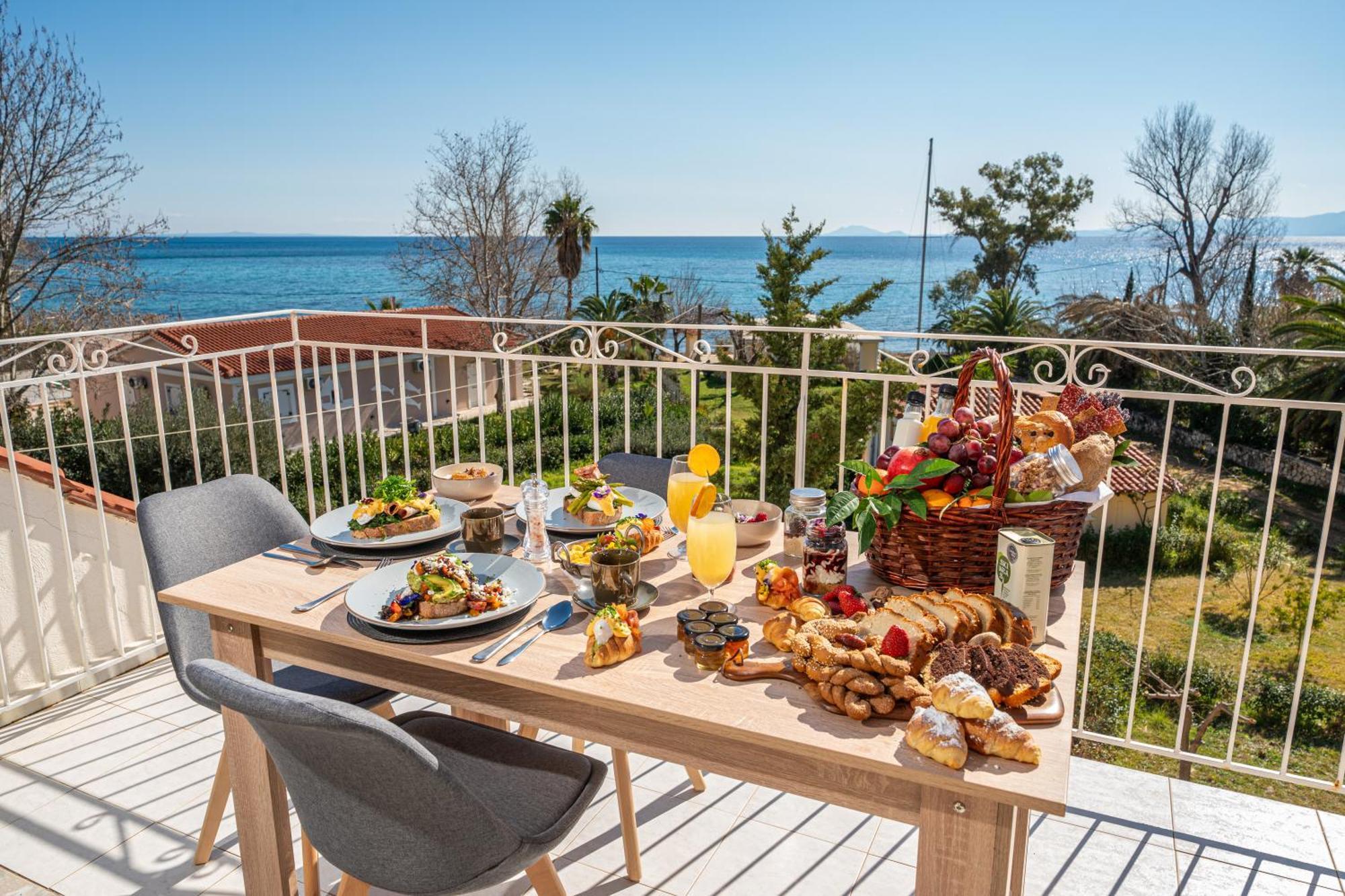 Southbank Seafront Apartments Katelios Ngoại thất bức ảnh